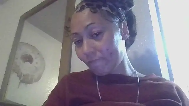 Snapshot of Flossee chatting on September 30, 5:35 am Flossee online show from September 30, 5:35 am