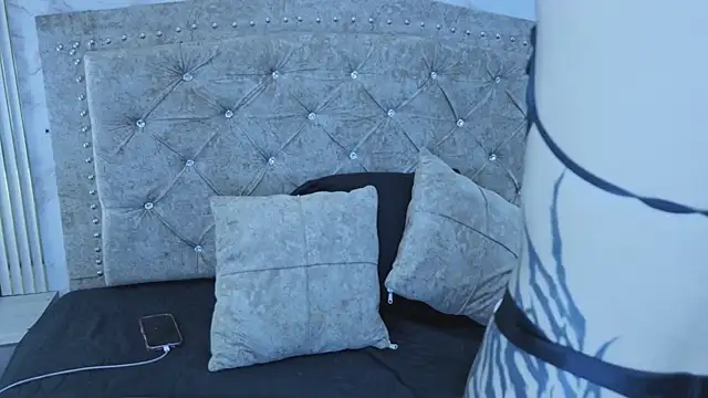 AnastasiaColeman online show from March 16, 7:51 pm