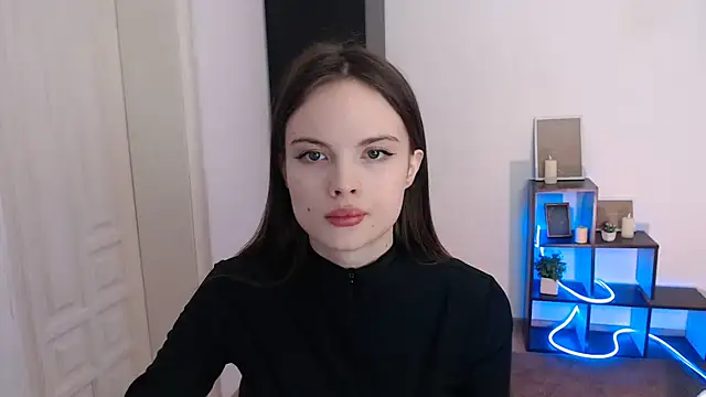 Ariella ari online show from January 14, 2:55 pm