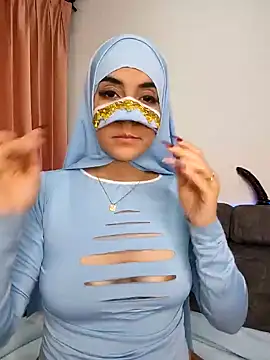 Snapshot of aisha_samiri chatting on September 27, 4:19 am aisha samiri online show from September 27, 4:19 am