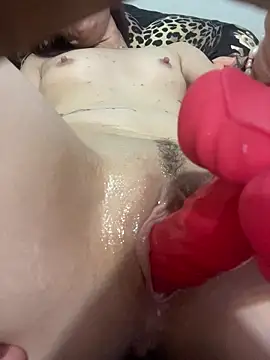 kmaddycakes1 online show from February 23, 10:26 am