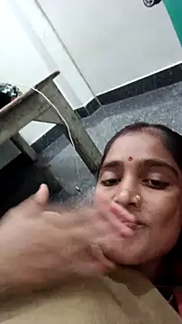 Snapshot of Guriya0076 chatting on September 8, 3:55 pm Guriya0076 online show from September 8, 3:55 pm