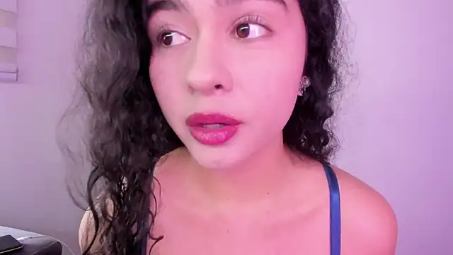 Arianna Jannes online show from June 5, 8:37 pm