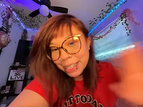 moan4mona online show from May 28, 7:34 pm
