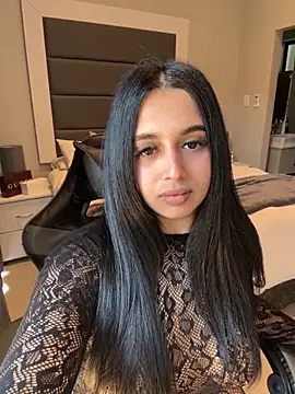 LilMisIndianx online show from November 9, 10:55 am