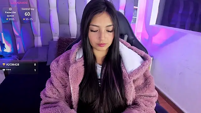 Adaara Rey online show from October 22, 8:25 pm