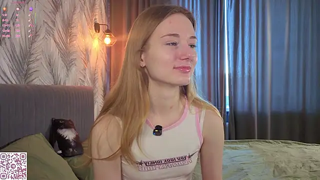 ElvinaRose online show from March 19, 4:17 am