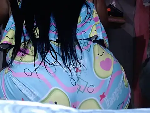 Snapshot of salmaextremeperver chatting on September 25, 12:43 am salmaextremeperver online show from September 25, 12:43 am