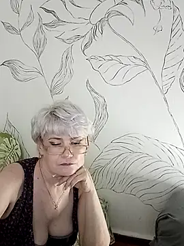 Catty Lady online show from September 14, 6:28 pm