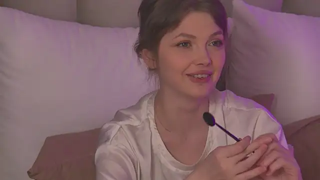 miamunn online show from March 29, 8:08 pm