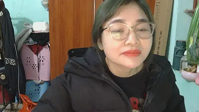 Uhem112 online show from January 9, 2:49 am