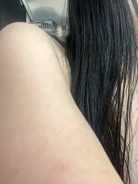 Briana Hottt online show from June 19, 3:59 pm