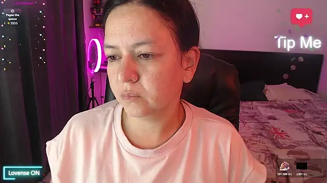 Abbyjoness21 online show from November 11, 10:12 am