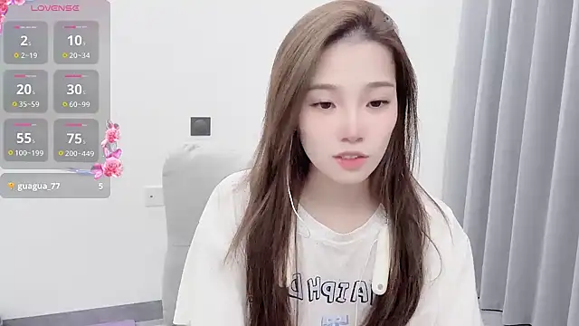 Snapshot of yuyu_77 chatting on September 15, 6:37 pm yuyu 77 online show from September 15, 6:37 pm