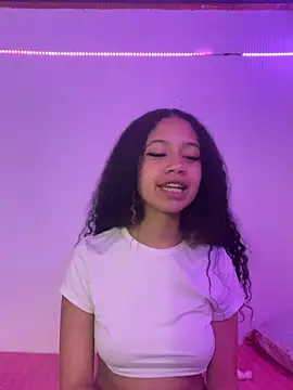 Snapshot of jadee8 chatting on September 14, 3:15 am jadee8 online show from September 14, 3:15 am