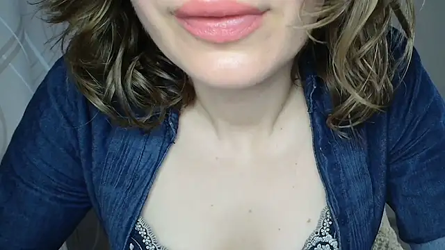 miss  Sophie online show from July 25, 6:20 am