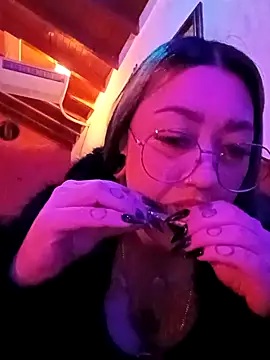 Dulcedeanis online show from April 24, 3:09 am