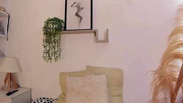 Samanta Monroe online show from October 8, 6:12 pm