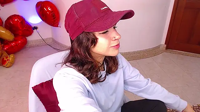 Snapshot of miascarlet_16 chatting on October 7, 2:54 pm miascarlet 16 online show from October 7, 2:54 pm