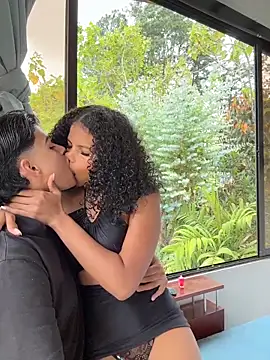 Rose-andres online show from November 15, 5:03 pm