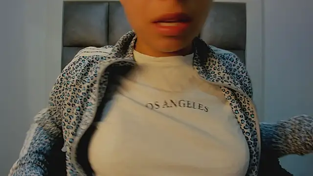 Mia lopez   online show from September 9, 1:11 pm