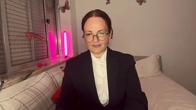 UnderWunder online show from June 26, 8:43 pm
