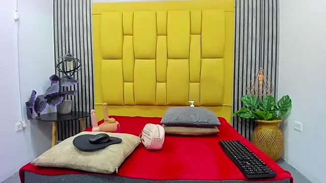 bryonycutee online show from September 11, 12:27 pm