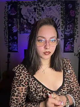babykalirose online show from June 26, 4:47 am