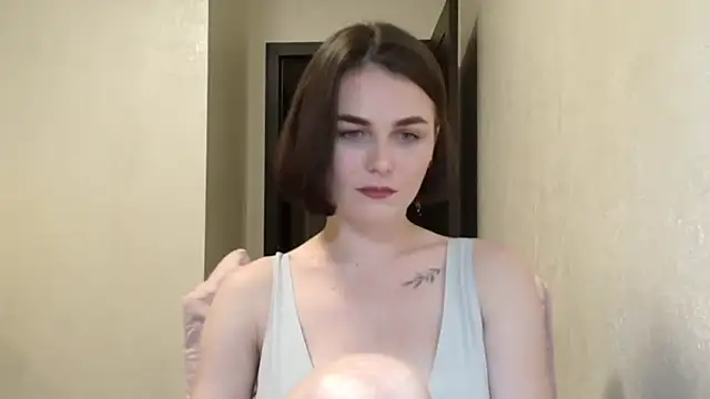 Silviaa a online show from June 4, 9:08 pm
