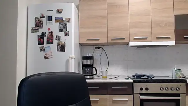 Silviaa a online show from September 29, 7:30 pm