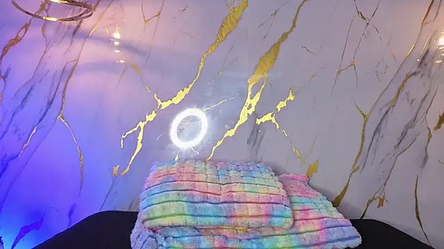 Scaarlettfox online show from April 11, 7:39 pm