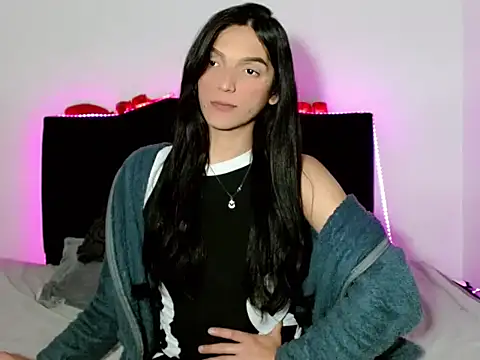 x isabella x online show from November 15, 6:47 am