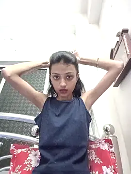 Your-Kitkat online show from September 11, 2:50 pm