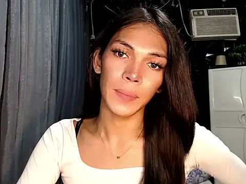 ladyhotcuming online show from June 15, 2:12 am