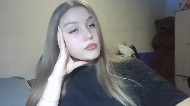 yourhoney Lola  online show from October 23, 2:56 pm