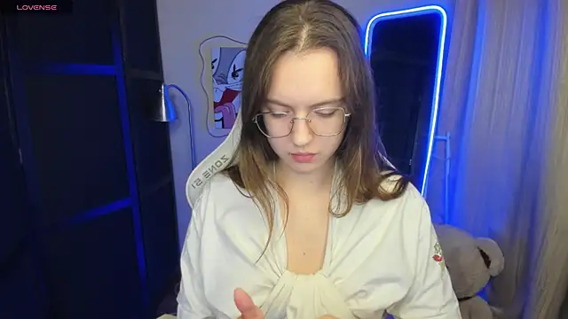 ShalinaMontana online show from September 21, 4:05 pm