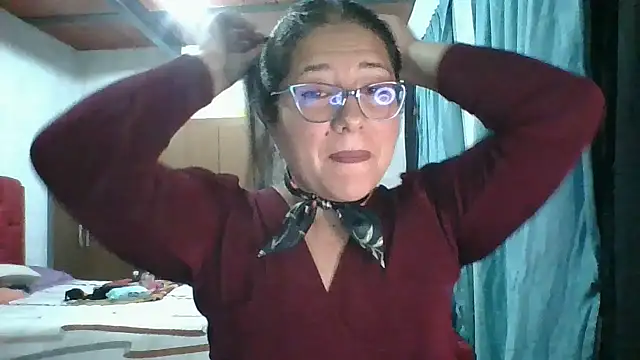 scarlett widow  online show from October 3, 3:22 am