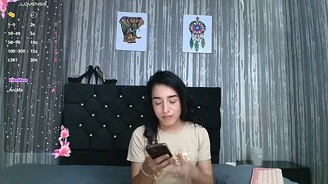 Alicee Moonn online show from October 17, 7:17 pm