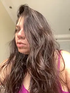 Melissa Noir online show from December 19, 6:00 pm