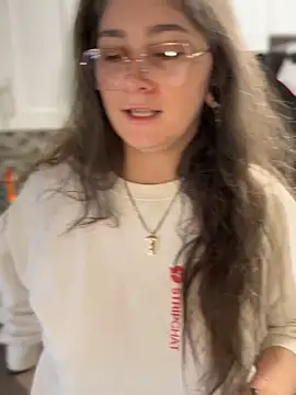 Alix Valentine online show from September 17, 4:38 pm