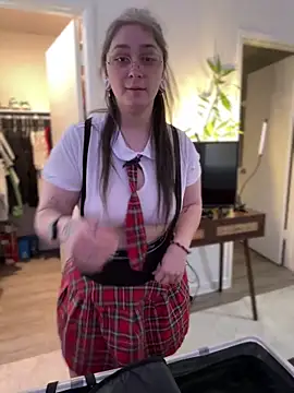 Alix Valentine online show from January 18, 8:16 pm