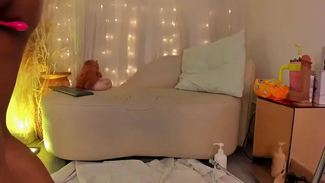 Violett030 online show from November 30, 4:49 am