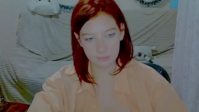 Lily Ember online show from December 19, 7:28 pm