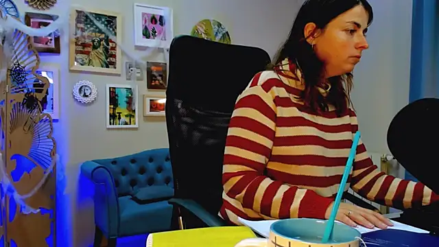 MartaEdams online show from November 5, 7:13 am