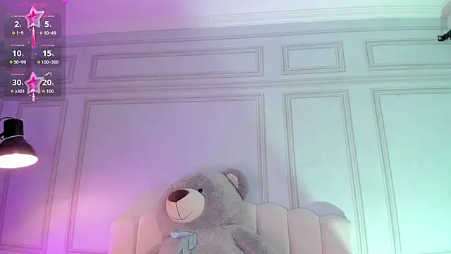 Kendall Jonss1 online show from November 29, 10:30 am