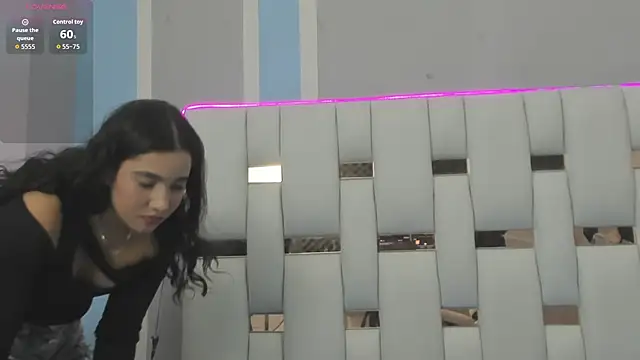 elenacooper1 online show from November 10, 7:31 pm