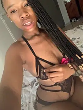 pureev23Bigmomma online show from February 25, 6:56 am