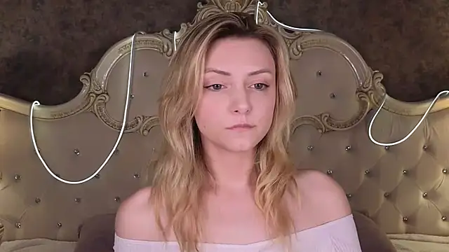 Snapshot of CindyFors chatting on October 15, 9:06 pm CindyFors online show from October 15, 9:06 pm