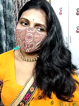 Hotty Sonali online show from April 12, 8:17 am