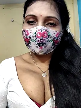 Hotty Sonali online show from November 6, 7:31 pm